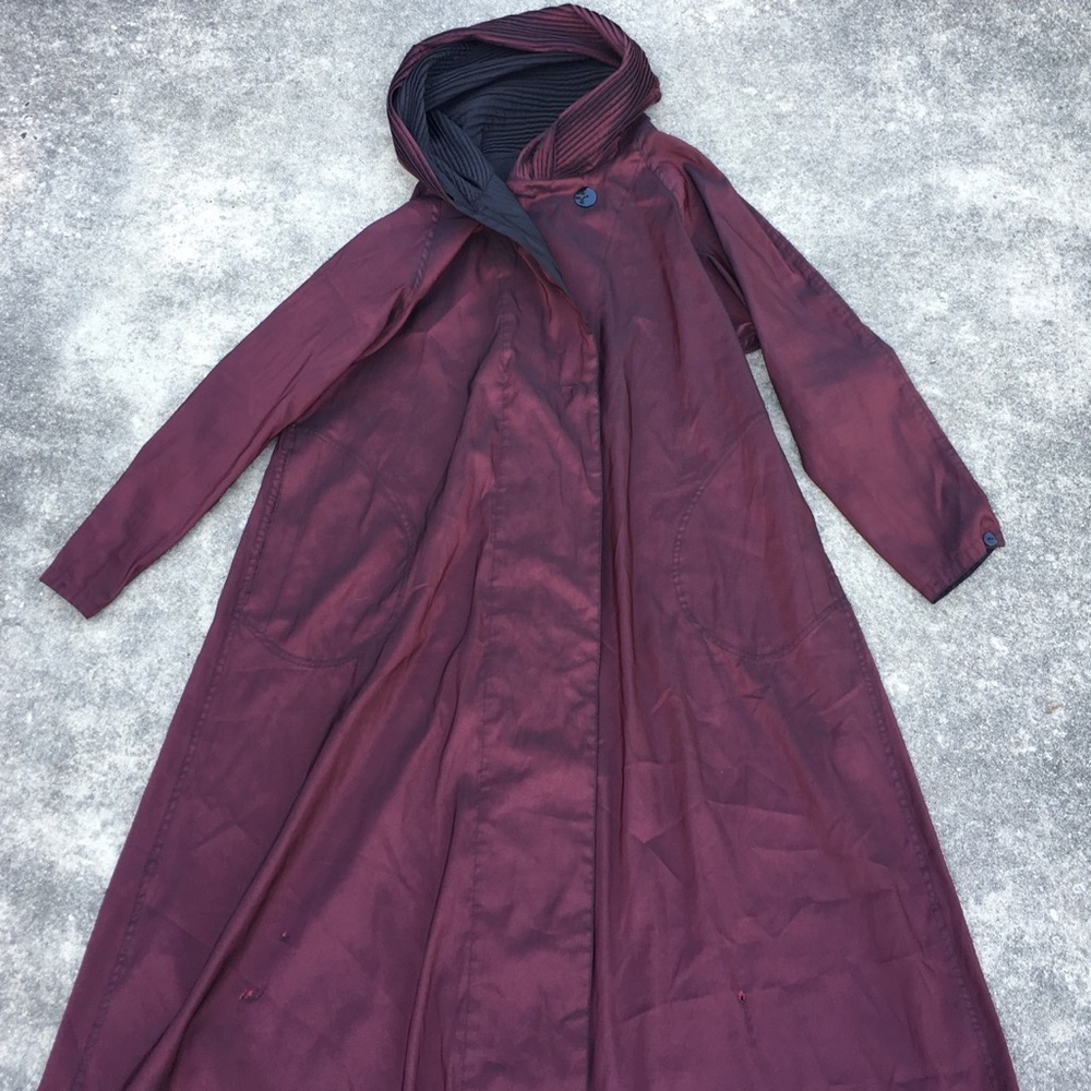 Silky Reversible Long Witchy Cape Robe Jacket - Picture 6 of 8